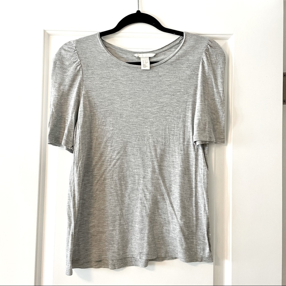 H&M Viscose short-sleeved shirt in gray